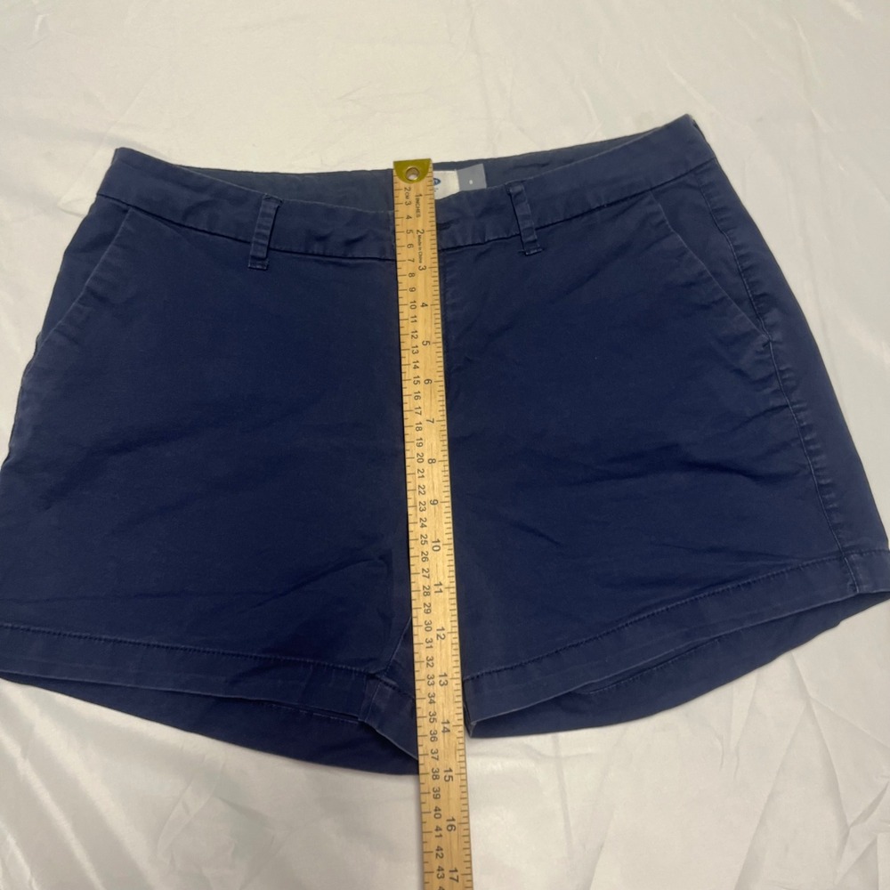 Old Navy Womens Navy Blue Chino Shorts Mid Rise Size 8 Everyday Casual Summer - Picture 2 of 5